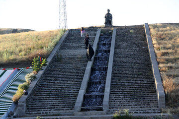 دهکده گردشگری ارمغان سد چم شیر در گچساران