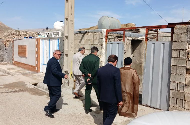 به مناسبت دهه فجر صورت گرفت  دیدار مسیولان  با مدجویان کمیته امداد و بهزیستی  گچساران