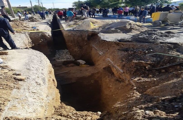 ریزش ترانشه فاضلاب در گچساران منجر به فوت یک پیمانکار شد