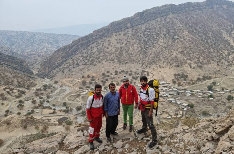 نجات جان مرد ۵۱ ساله در ارتفاعات سرتنگ بیدک شهرستان باشت توسط امدادگران جمعیت هلال احمر+تصاویر
