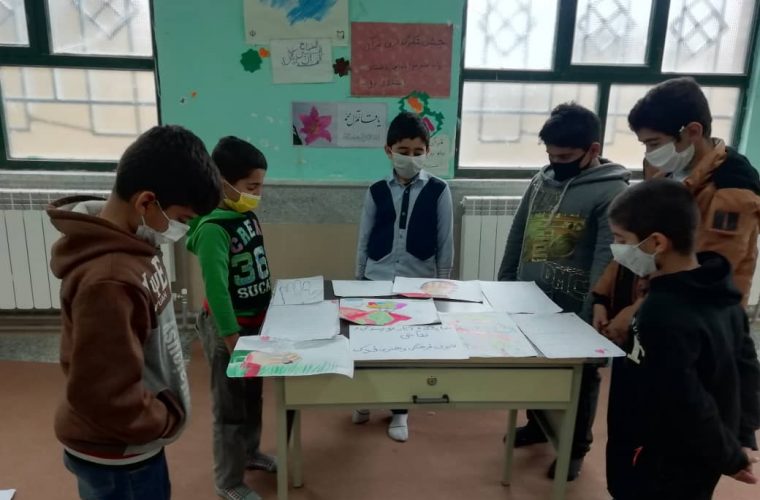 به همت کانون فرهنگی و هنری فدک روستابی آرو وانجمنی  قلم گچساران  نمایشگاه اثار نویسندگی و نقاشی اعضای کانون خود برگزار کردند و یک دوره  کارگاه آموزشی  نوسندگی و شعر نویسی را برگزار کرد