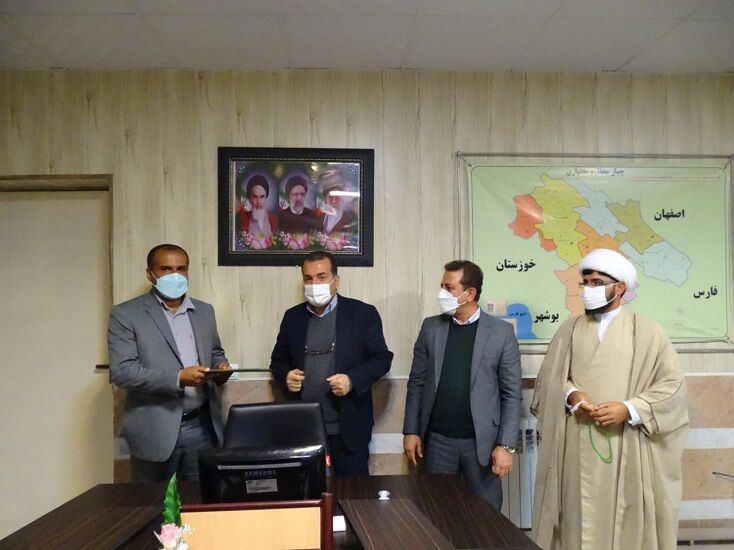 فرماندار باشت: افزایش خدمات حوزه کشاورزی مورد توجه دولت سیزدهم است فرماندار باشت: افزایش خدمات حوزه کشاورزی مورد توجه دولت سیزدهم است
