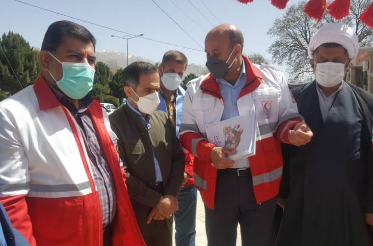 قریب ۴۰۰۰مورد خدمات بشردوستانه جوانان جمعیت هلال احمر استان کهگیلویه وبویراحمد به مسافرین نوروزی+تصاویر