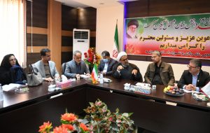 دیدار مدیرعامل شرکت نفت گچساران با مسوولان شهر وحدتیه/نفت خود را خادم مردم می داند