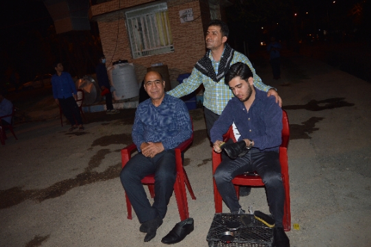 خدمت رسانی به زائرین اربعین در موکب طریق کربلا گچساران