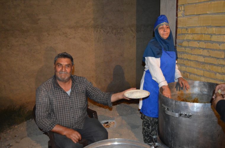 هدف حضور خادمین در موکب و خدمت به زائرین اربعین چیست ؟