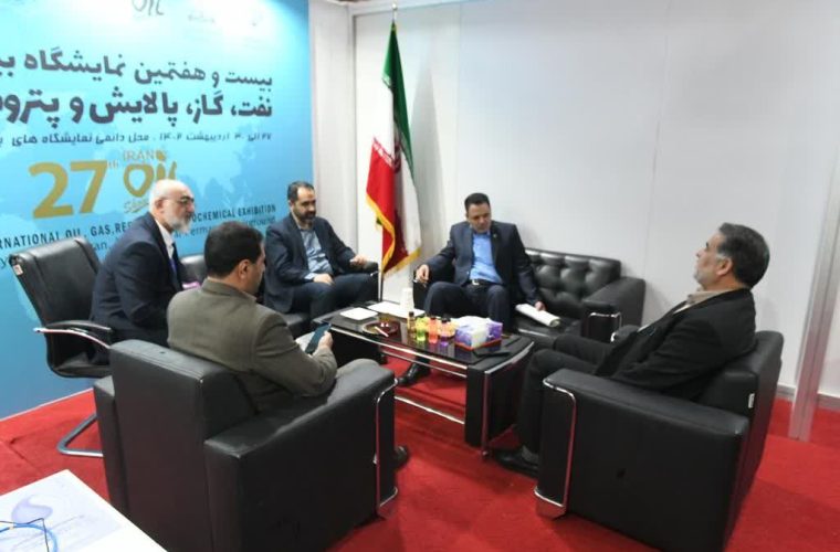 دیدار مدیرعامل شرکت بهره برداری نفت و گاز گچساران با مدیركل روابط عمومی وزارت نفت