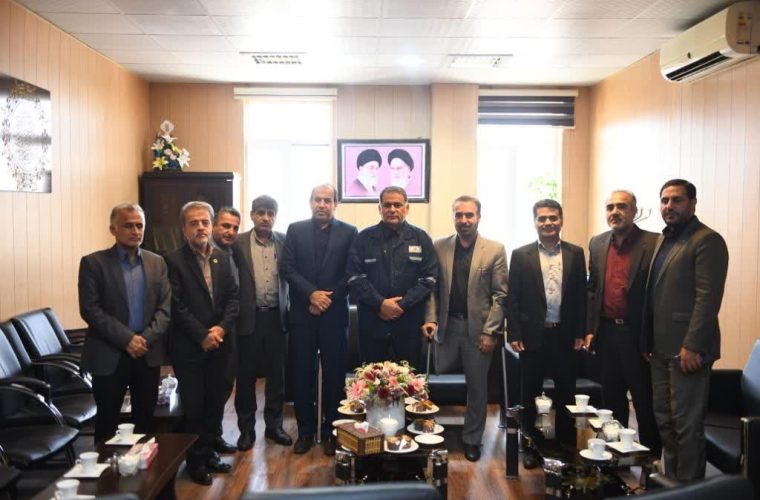 مدیرعامل نفت گچساران: قوه قضاییه نقش بی بدیلی در حفظ و آرامش منطقه دارد مدیرعامل نفت گچساران: قوه قضاییه نقش بی بدیلی در حفظ و آرامش منطقه دارد