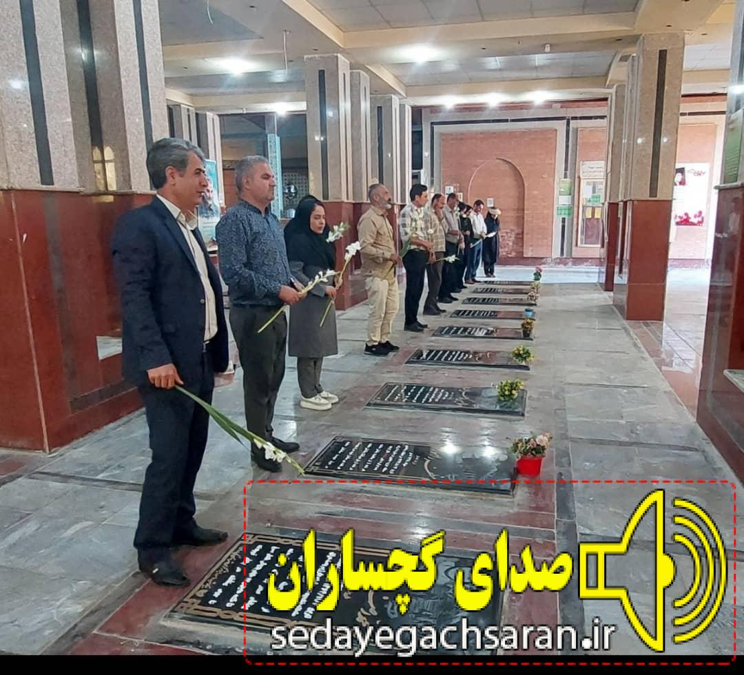 تجډید میثاق با شهدا بمناسبت هفته کتاب