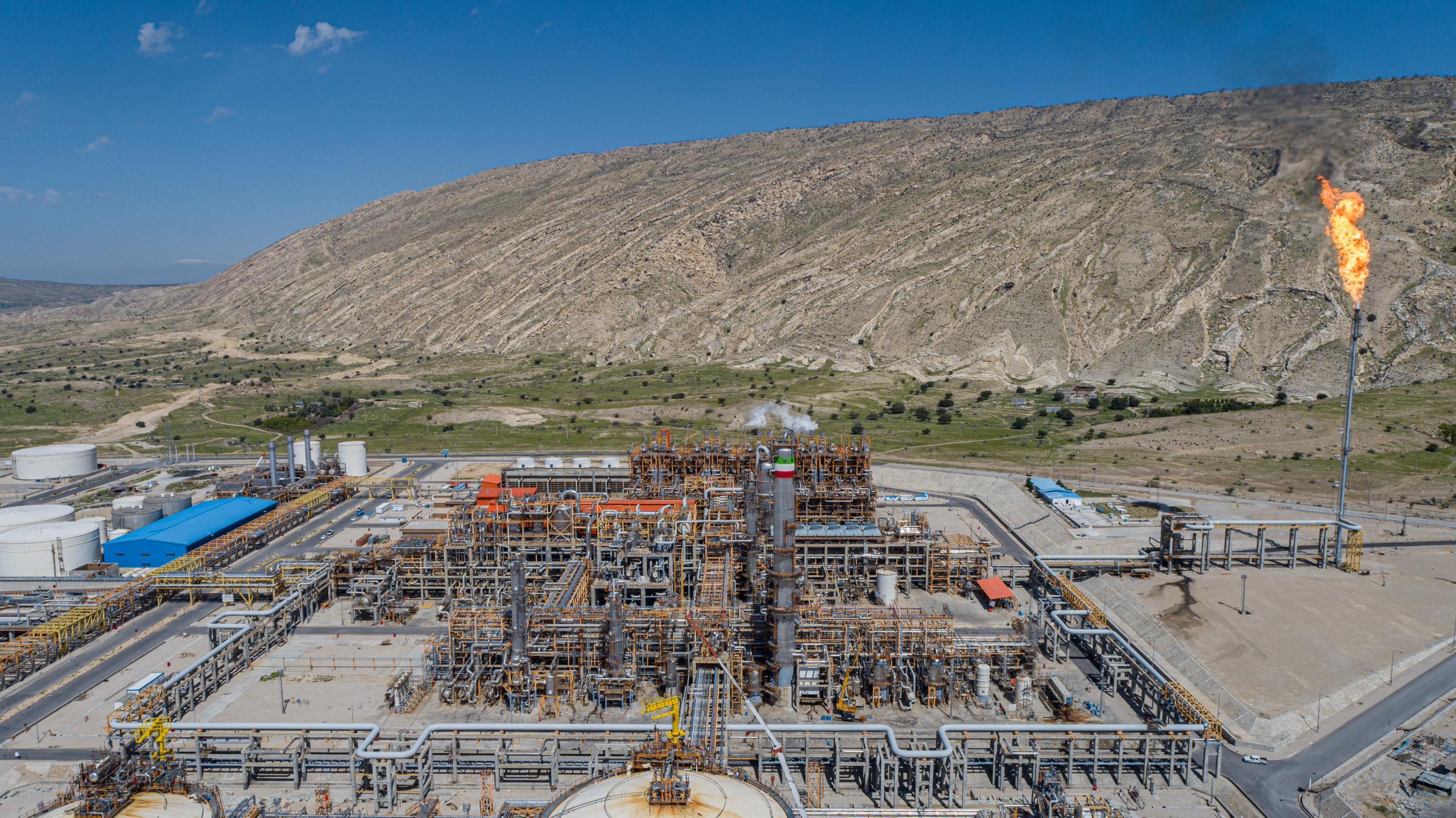 پایان سال‌ها انتظار؛ پتروشیمی گچساران پس از دو دهه وارد مدار تولید شد