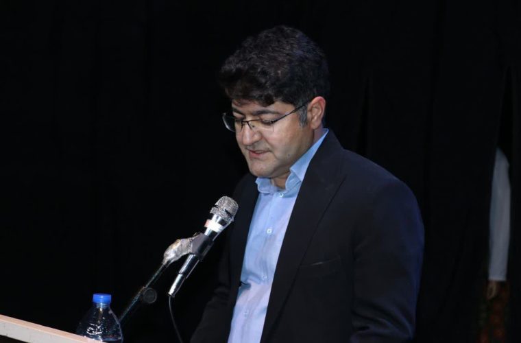 معاون توانبخشی سازمان  بهزیستی استان کهگیلویه و بویر احمد   در پیامی از ابراز همدردی و حضور قشرهای مختلف مردم و مسئولان در مراسم درگذشت برادر گرامیشان تقدیر و تشکر کردند