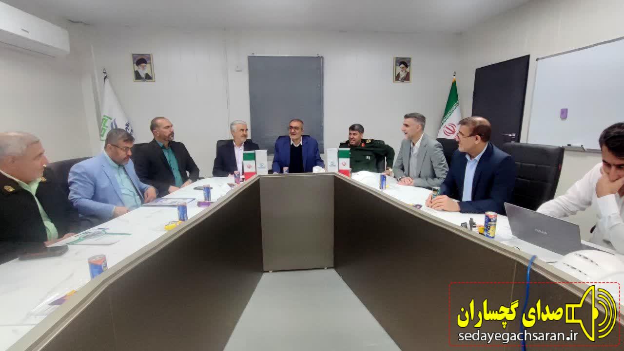 بازدید اعضای شورای تأمین استان از طرح پلیاتیلن سنگین گچساران استاندار کهگیلویه و بویراحمد: راهاندازی طرح پلیمر گچساران، گام مهمی در توسعه اقتصادی منطقه است/ جزایری: با بهرهگیری از ابزارهای مختلف تامین مالی، شاهد تسریع پیشرفت پروژه خواهیم بود بازدید اعضای شورای تأمین استان از طرح پلیاتیلن سنگین گچساران استاندار کهگیلویه و بویراحمد: راهاندازی طرح پلیمر گچساران، گام مهمی در توسعه اقتصادی منطقه است/ جزایری: با بهرهگیری از ابزارهای مختلف تامین مالی، شاهد تسریع پیشرفت پروژه خواهیم بود