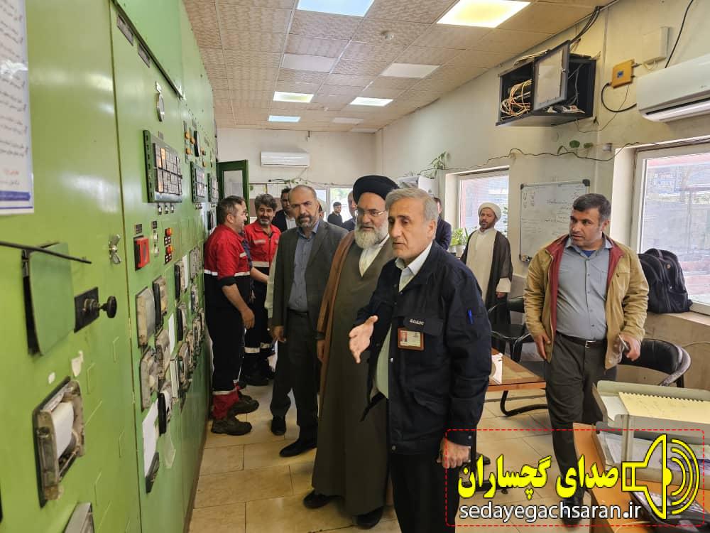 بازدید نماینده ولی فقیه در كهگیلویه و بویراحمد از تاسیسات شركت نفت گچساران بازدید نماینده ولی فقیه در كهگیلویه و بویراحمد از تاسیسات شركت نفت گچساران