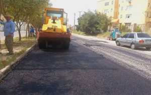 آغاز روکش آسفالت و لکه گیری معابر و خیابانهای سطح شهر در سال جدید