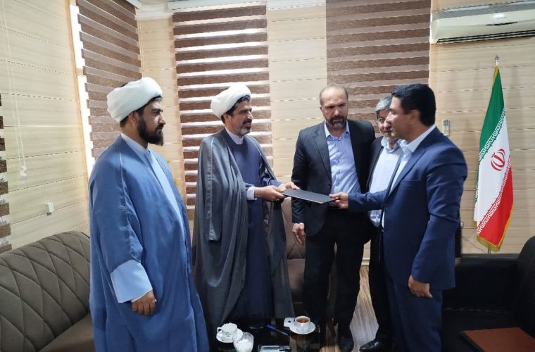 با حضور مسئولان استانی و شهرستانی مدیر جدید اداره اوقاف و امور خیریه گچساران معارفه شد با حضور مسئولان استانی و شهرستانی مدیر جدید اداره اوقاف و امور خیریه گچساران معارفه شد