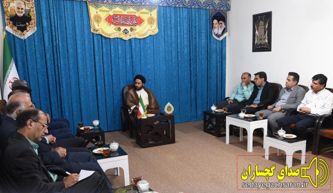 دیدار مدیرکل تعاون، کار و رفاه اجتماعی کهگیلویه و بویراحمد با امام‌جمعه گچساران