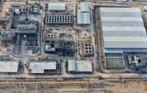 پیشرفت طرح پلی‌اتیلن سنگین گچساران از ۵۵ درصد عبور کرد/ تأمین مالی ۱۳ هزار میلیاردتومانی شرکت صنایع پلیمر گچساران در سال ۱۴۰۴*