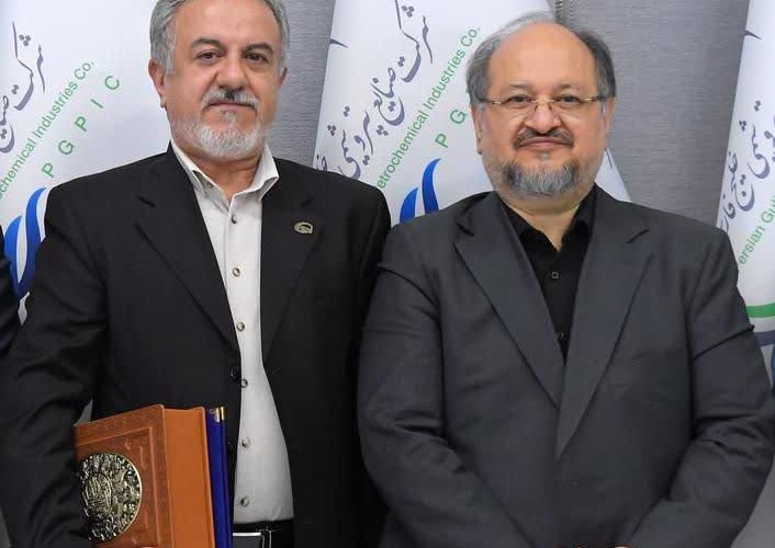 *مراسم تودیع و معارفه مدیرعامل شرکت صنایع پلیمر گچساران برگزار شد *مراسم تودیع و معارفه مدیرعامل شرکت صنایع پلیمر گچساران برگزار شد