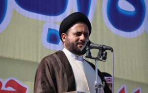 خون شهدا چراغ راه آینده جامعه است