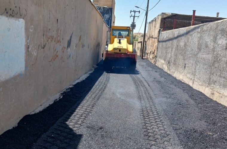 غاز عملیات بازسازی و آسفالت بافت فرسوده در شهر دوگنبدان با مدیریت شهرداری
