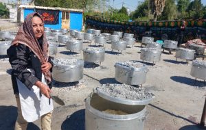  تجلی ایثار و خدمت در گچساران؛ پذیرایی گسترده موکب طریق کربلا از عزاداران حسینی